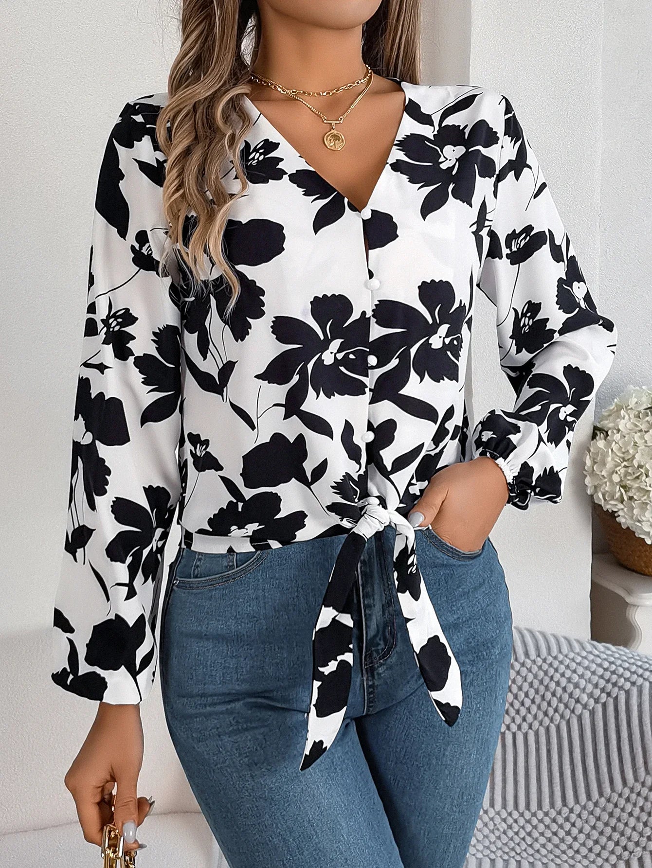 Spring Casual Floral Front Front Women's Tie Button Fall V-neck Print Blouse