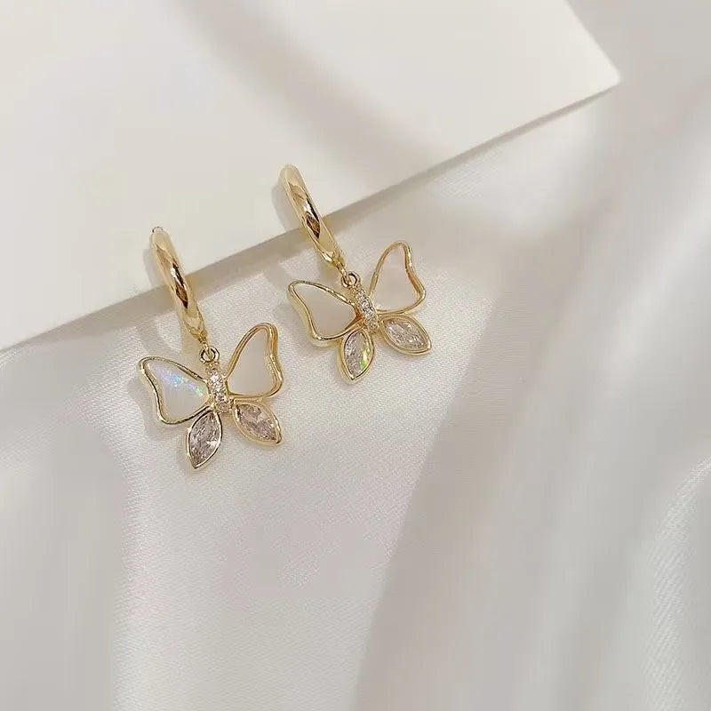 Lovely White Shell Butterfly Fashion Rhinestone Circle Cute Luxury Earring